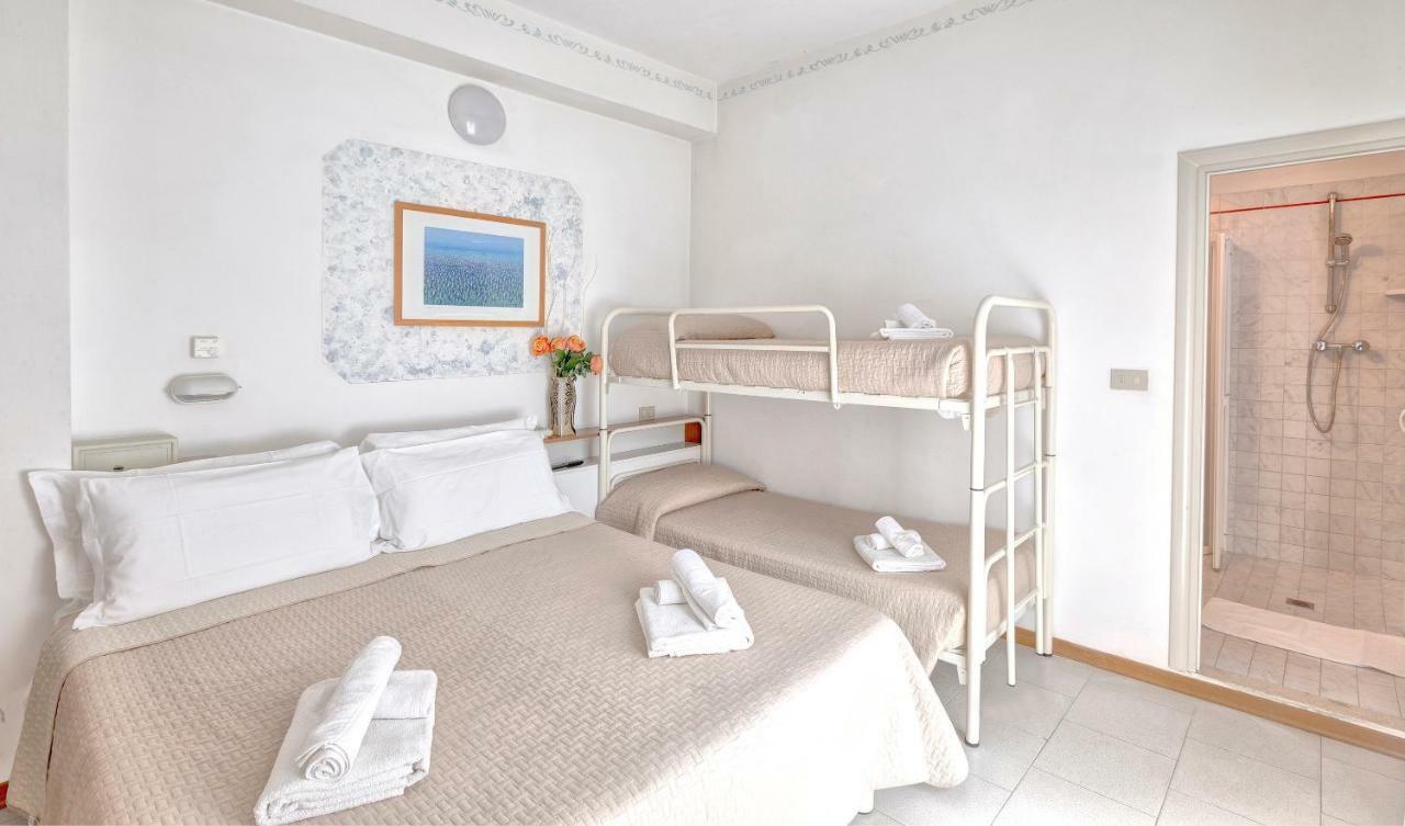 Hotel Niagara Річчоне Екстер'єр фото